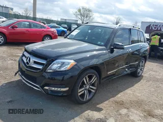 2015 Mercedes-Benz GLK with VIN WDCGG8JB4FG401022, listed as a IAAI auction lot 41919449 with 31,615 mi miles. Bid and sale history available at carsss.com. Image 17.