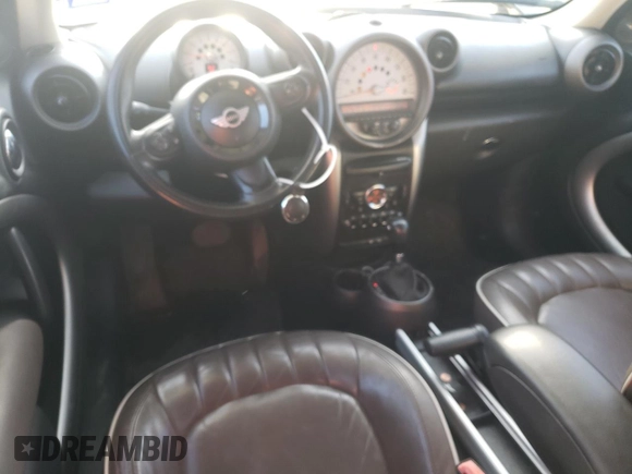 2011 MINI Countryman with VIN WMWZB3C59BWH94894, listed as a Copart auction lot 47979475 with 140,594 mi miles and Clean title. Bid and sale history available at DreamBid. Image 8.