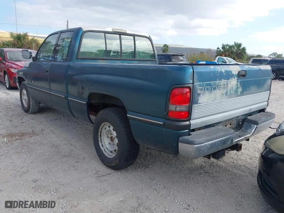 1996 Dodge Ram 1500 with VIN 3B7HC13Z3TG143986, listed as a IAAI auction lot 40826804 with 31,859 mi miles. Bid and sale history available at carsss.com. Image 3.