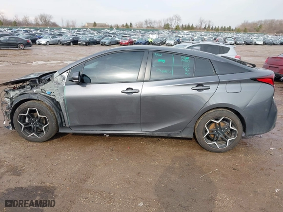 2020 Toyota Prius L Eco with VIN JTDKARFU5L3117919, listed as a IAAI auction lot 41686815 with 154,128 mi miles. Bid and sale history available at carsss.com. Image 15.