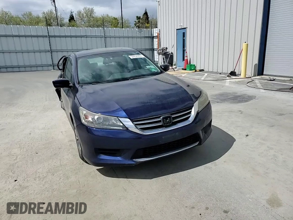 2013 Honda Accord LX z VIN 1HGCR2F33DA183606, wystawiony jako Copart lot #50938905 z przebiegiem 314 379 mil mil oraz Szkoda całkowita • Salvage title. Historia ofert i sprzedaży dostępna na DreamBid. Obrazek 10.