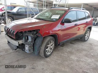 2016 Jeep Cherokee Sport z VIN 1C4PJLAB8GW346690, wystawiony jako IAAI lot #42285825 z przebiegiem 155 527 mil mil oraz . Historia ofert i sprzedaży dostępna na DreamBid. Obrazek 18.