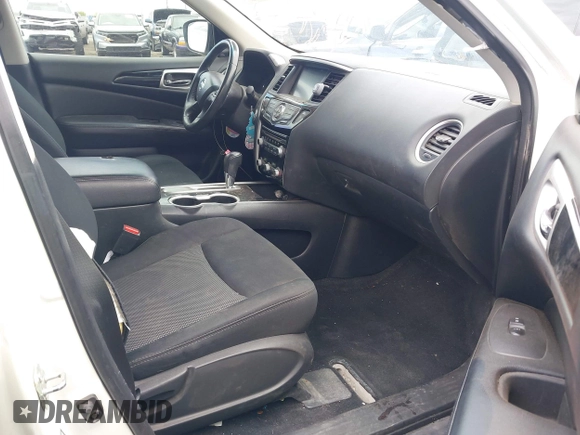 2019 Nissan Pathfinder SV with VIN 5N1DR2MN4KC597241, listed as a IAAI auction lot 41940164 with 137,016 mi miles and . Bid and sale history available at DreamBid. Image 5.