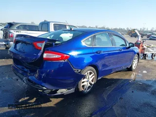 2015 Ford Fusion SE with VIN 3FA6P0H74FR146391, listed as a IAAI auction lot 40663523 with 224,496 mi miles. Bid and sale history available at carsss.com. Image 4.
