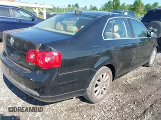 2006 Volkswagen Jetta with VIN 3VWAJ71K46M654903, listed as a IAAI auction lot 42629810 with 139,243 mi miles and . Bid and sale history available at DreamBid. Image 4.