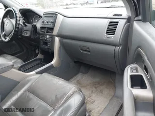 2007 Honda Pilot EX-L with VIN 2HKYF18517H513293, listed as a IAAI auction lot 41957031 with 264,875 mi miles. Bid and sale history available at carsss.com. Image 5.