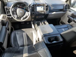 2018 Ford F-150 XL with VIN 1FTEW1CPXJKC26636, listed as a Copart auction lot 61426755 with 47,137 mi miles and Salvage title. Bid and sale history available at DreamBid. Image 8.