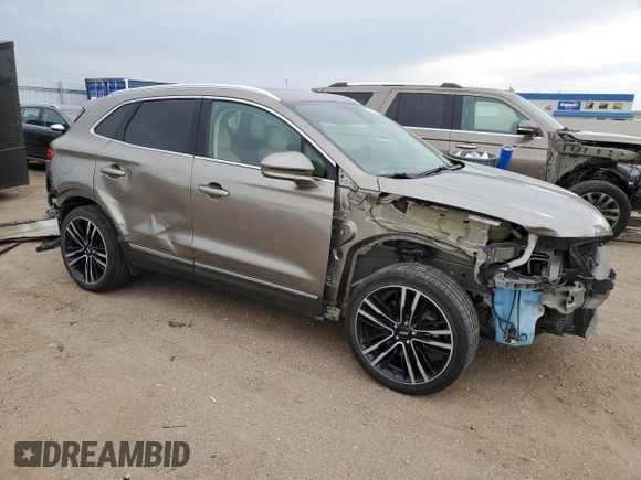 2017 Lincoln MKC Reserve with VIN 5LMTJ3DH9HUL53913, listed as a Copart auction lot 58224255 with 87,702 mi miles and Salvage title. Bid and sale history available at DreamBid. Image 4.