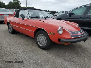 1978 Alfa Romeo Spider z VIN AR115410004488, wystawiony jako Copart lot #74726184 z przebiegiem 50 872 mil mil oraz Szkody całkowita. Historia ofert i sprzedaży dostępna na DreamBid. Obrazek 4.