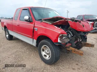 2001 Ford F-150 XL z VIN 1FTRX17W41NA73346, wystawiony jako IAAI lot #42295439 z przebiegiem Nie podano mil oraz . Historia ofert i sprzedaży dostępna na DreamBid. Obrazek 1.