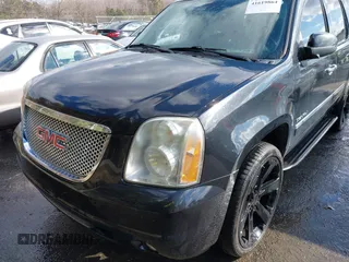 2011 GMC Yukon Denali with VIN 1GKS2EEF6BR257194, listed as a IAAI auction lot 41619864 with 183,057 mi miles. Bid and sale history available at carsss.com. Image 6.