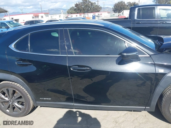 2020 Lexus UX with VIN JTHR9JBH8L2029954, listed as a IAAI auction lot 41939048 with 79,703 mi miles. Bid and sale history available at carsss.com. Image 14.