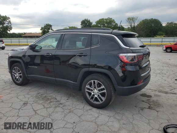 2020 Jeep Compass Latitude z VIN 3C4NJCBBXLT257063, wystawiony jako Copart lot #62596405 z przebiegiem 52 686 mil mil oraz Szkoda całkowita • Salvage title. Historia ofert i sprzedaży dostępna na DreamBid. Obrazek 2.