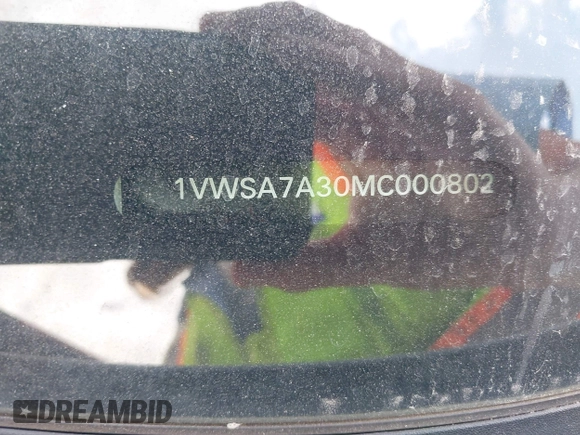 2021 Volkswagen Passat SE with VIN 1VWSA7A30MC000802, listed as a IAAI auction lot 42007087 with 190,171 mi miles and . Bid and sale history available at DreamBid. Image 9.