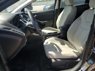 2017 Ford Focus Titanium с VIN 1FADP3N2XHL287713, выставлен на аукционе Copart как лот 57823155 с пробегом 51 828 миль миль и Списание • Salvage title. История ставок и продаж доступна на DreamBid. Изображение 7.