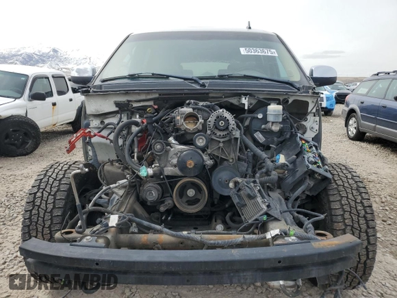 2007 Chevrolet Suburban LT z VIN 1GNFK16317J167510, wystawiony jako Copart lot #50363675 z przebiegiem Nie podano mil oraz Czysty tytuł • Clean title. Historia ofert i sprzedaży dostępna na DreamBid. Obrazek 5.