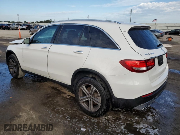2019 Mercedes-Benz GLC with VIN WDC0G4JBXKV134176, listed as a Copart auction lot 67726472 with 45,545 mi miles. Bid and sale history available at carsss.com. Image 2.