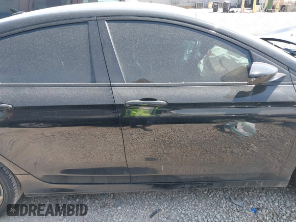 2015 Chrysler 200 S with VIN 1C3CCCBG6FN516704, listed as a IAAI auction lot 42041485 with 140,408 mi miles. Bid and sale history available at carsss.com. Image 13.