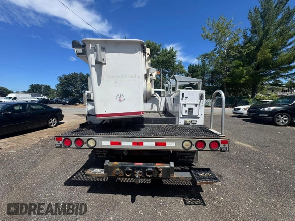 2008 Ford F-450 with VIN 1FDXF46Y58EE56619, listed as a Copart auction lot 65845785 with 275,200 mi miles and Clean title. Bid and sale history available at DreamBid. Image 6.