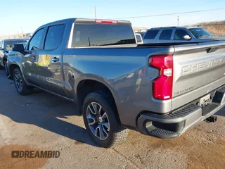 2021 Chevrolet Silverado 1500 RST with VIN 3GCPWDEDXMG200255, listed as a IAAI auction lot 41658326 with 61,061 mi miles. Bid and sale history available at carsss.com. Image 3.