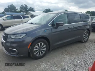 2022 Chrysler Pacifica Hybrid Touring L with VIN 2C4RC1L7XNR161269, listed as a Copart auction lot 58209165 with 79,155 mi miles and Salvage title. Bid and sale history available at DreamBid. Image 1.
