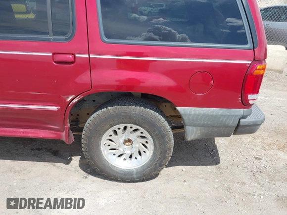 2000 Ford Explorer XLS с VIN 1FMZU72XXYUB20077, выставлен на аукционе IAAI как лот 42744904 с пробегом 149 319 миль миль и . История ставок и продаж доступна на DreamBid. Изображение 6.