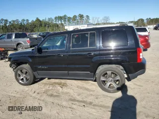 2016 Jeep Patriot High Altitude z VIN 1C4NJRFB7GD532221, wystawiony jako Copart lot #49101855 z przebiegiem 129 290 mil mil oraz Szkoda całkowita • Salvage title. Historia ofert i sprzedaży dostępna na DreamBid. Obrazek 2.