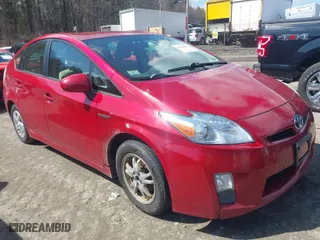 2010 Toyota Prius II with VIN JTDKN3DUXA0026700, listed as a IAAI auction lot 41869537 with 301,158 mi miles. Bid and sale history available at carsss.com. Image 1.
