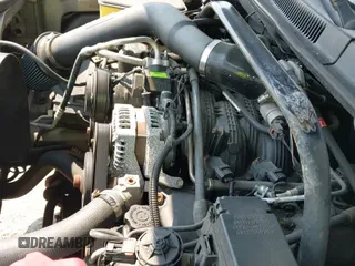 2005 Jeep Grand Cherokee Laredo с VIN 1J4GS48K55C582568, выставлен на аукционе IAAI как лот 43255447 с пробегом 153 091 миль миль и . История ставок и продаж доступна на DreamBid. Изображение 12.