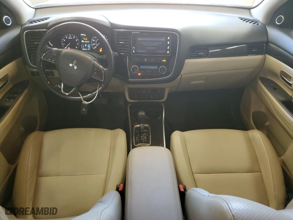 2017 Mitsubishi Outlander SE with VIN JA4AZ3A39HZ055147, listed as a Copart auction lot 47279705 with 132,447 mi miles and Salvage Title. Bid and sale history available at carsss.com. Image 8.