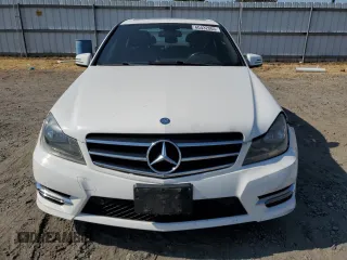 2014 Mercedes-Benz C 250 Sport with VIN WDDGF4HB2ER311836, listed as a Copart auction lot 60432065 with 170,911 mi miles and Salvage title. Bid and sale history available at DreamBid. Image 5.