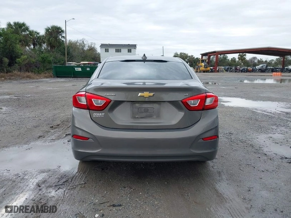 2018 Chevrolet Cruze LT with VIN 1G1BE5SM7J7242017, listed as a IAAI auction lot 41723248 with NaN miles. Bid and sale history available at carsss.com. Image 16.