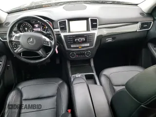 2015 Mercedes-Benz M 350 z VIN 4JGDA5HBXFA484047, wystawiony jako Copart lot #72438802 z przebiegiem 100 936 mil mil oraz . Historia ofert i sprzedaży dostępna na DreamBid. Obrazek 8.