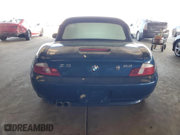 2000 BMW Z3 2.5 with VIN 4USCH9342YLG04259, listed as a Copart auction lot 60921805 with 150,679 mi miles and Salvage title. Bid and sale history available at DreamBid. Image 6.