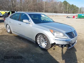 2011 Hyundai Equus Signature with VIN KMHGH4JF7BU029231, listed as a IAAI auction lot 41660325 with 208,452 mi miles and . Bid and sale history available at DreamBid. Image 1.
