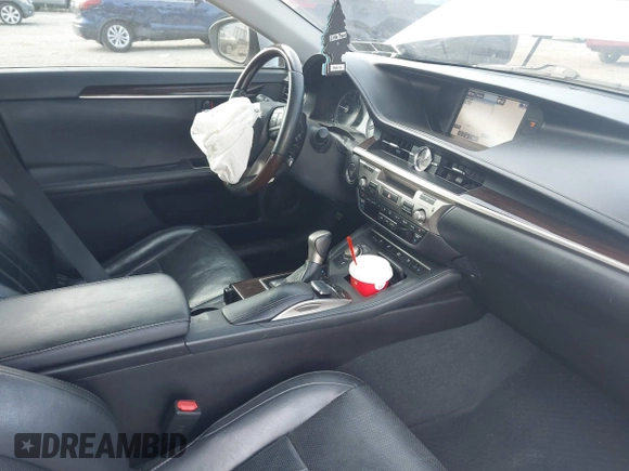 2016 Lexus ES 330 z VIN 58ABK1GG9GU016619, wystawiony jako IAAI lot #42167666 z przebiegiem 135 010 mil mil oraz . Historia ofert i sprzedaży dostępna na DreamBid. Obrazek 5.