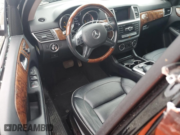 2012 Mercedes-Benz M 350 with VIN 4JGDA5HB8CA033002, listed as a Copart auction lot 61360585 with 105,493 mi miles and Salvage title. Bid and sale history available at DreamBid. Image 8.