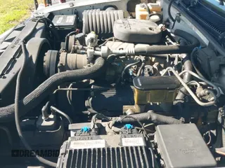 2000 Chevrolet Silverado 2500 с VIN 1GCGC29J4YF429311, выставлен на аукционе IAAI как лот 43014830 с пробегом 196 712 миль миль и . История ставок и продаж доступна на DreamBid. Изображение 20.