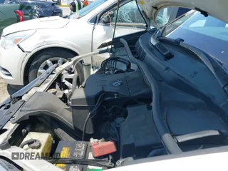 2015 Toyota Sienna XLE with VIN 5TDYK3DC8FS639719, listed as a IAAI auction lot 42753578 with 157,983 mi miles and . Bid and sale history available at DreamBid. Image 20.