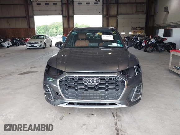 2024 Audi Q5 S line Premium Plus with VIN WA1EAAFY2R2052361, listed as a IAAI auction lot 39766650 with 2,181 mi miles and . Bid and sale history available at DreamBid. Image 13.