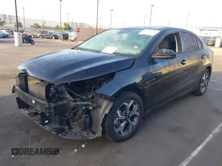 2021 Kia Forte FE with VIN 3KPF24AD1ME407089, listed as a IAAI auction lot 41707743 with 34,411 mi miles. Bid and sale history available at carsss.com. Image 2.