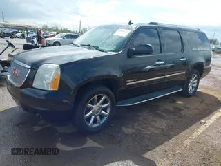 2012 GMC Yukon XL Denali with VIN 1GKS2MEFXCR276620, listed as a IAAI auction lot 41910714 with 266,800 mi miles. Bid and sale history available at carsss.com. Image 18.
