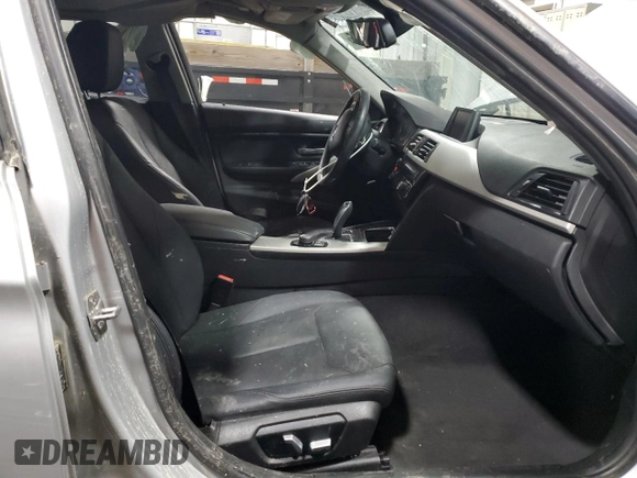 2018 BMW 3 Series 320i xDrive with VIN WBA8E5G50JNV02124, listed as a Copart auction lot 44439065 with 97,527 mi miles and Salvage Title. Bid and sale history available at carsss.com. Image 7.