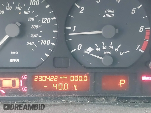2000 BMW 3 Series 323Ci with VIN WBABM3348YJN80646, listed as a IAAI auction lot 41560077 with 230,422 mi miles and . Bid and sale history available at DreamBid. Image 7.