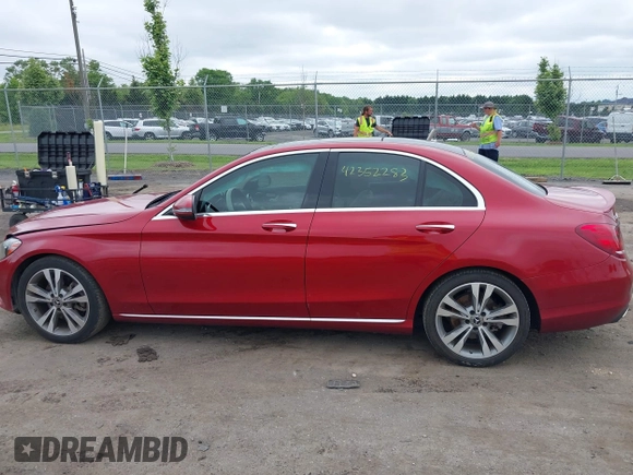 2018 Mercedes-Benz C 300 z VIN WDDWF4JB5JR359167, wystawiony jako IAAI lot #42352283 z przebiegiem 59 004 mil mil oraz . Historia ofert i sprzedaży dostępna na DreamBid. Obrazek 14.