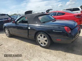 2002 Ford Thunderbird Hardtop Premium z VIN 1FAHP60A42Y128441, wystawiony jako Copart lot #74899624 z przebiegiem Nie podano mil oraz Nie do naprawy • Non repairable. Historia ofert i sprzedaży dostępna na DreamBid. Obrazek 2.