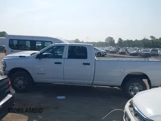 2022 Ram 2500 Tradesman with VIN 3C6UR4HJ2NG208791, listed as a IAAI auction lot 42428957 with 70,960 mi miles and . Bid and sale history available at DreamBid. Image 14.