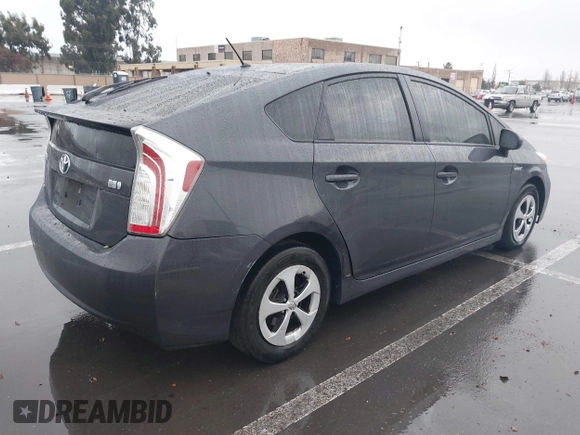 2013 Toyota Prius One with VIN JTDKN3DU2D5595628, listed as a IAAI auction lot 41208815 with 165,077 mi miles. Bid and sale history available at carsss.com. Image 4.