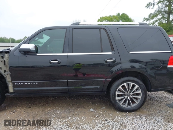 2017 Lincoln Navigator Select z VIN 5LMJJ2HT6HEL01424, wystawiony jako IAAI lot #41908737 z przebiegiem 87 287 mil mil oraz . Historia ofert i sprzedaży dostępna na DreamBid. Obrazek 15.