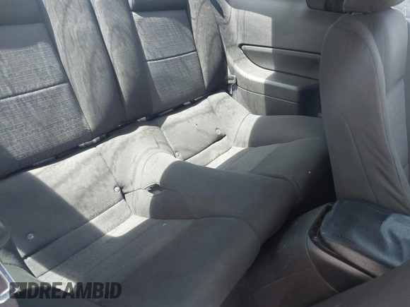 2008 Ford Mustang Deluxe with VIN 1ZVHT80N885199959, listed as a IAAI auction lot 42248199 with 275,431 mi miles and . Bid and sale history available at DreamBid. Image 8.